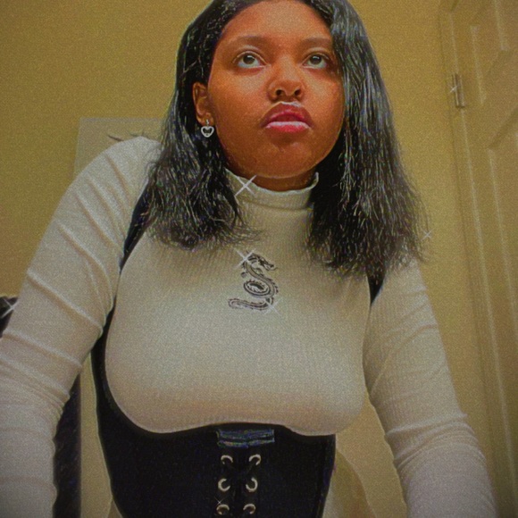 Meet your Posher, Tyler - Picture 1 of 1